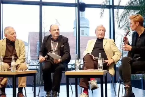 Diskutierten unter dem Titel „Vom Guten, Wahren und Schöne": Hansgünther Heyme (von links), Andreas Bronkalla, Jan Knopf und Est