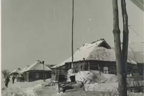 Eine unbekannte russische Siedlung im Winter 1933.