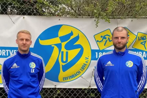 Andre Reidenbach (rechts) war bis November 2021 Spielertrainer des FC Phönix Otterbach. Im Sommer übernimmt er das Traineramt be