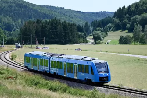 Der Prototyp des Wasserstoffzugs I-Lint wurde auch in Baden-Württemberg (hier bei Burladingen) getestet. Eine Bestellung solcher