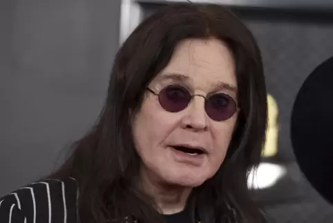 Ozzy Osbourne tritt mit 74 Jahren von der Bühne ab. 