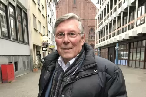 Udo Scheuermann in der Innenstadt nach einem RHEINPFALZ-Gespräch. 