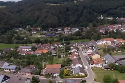In Wiesweiler (im Bild) sollen die Stadtwerke Kusel alle Maßnahmen für das Nähwärmenetz übernehmen. In Wahnwegen hingegen beteil