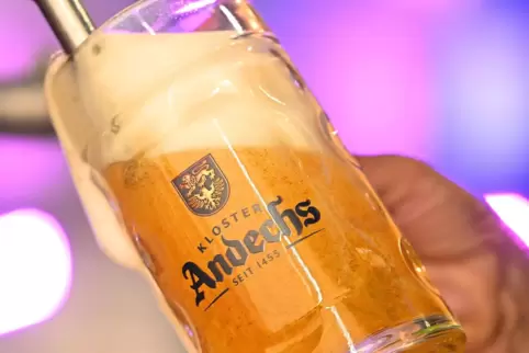 Gibt dem Fest seinen Namen: Bier aus Andechs.