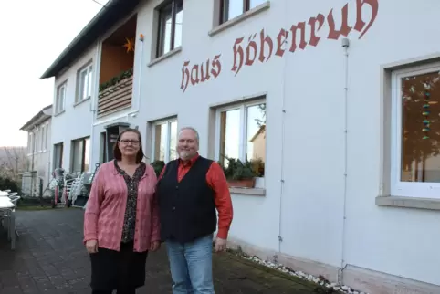 Ein Familienbetrieb schließt nach 49 Jahren: Dorit Hellinger-Thorausch und Thomas Hellinger schließen das "Haus Höhenruh" zum 1.