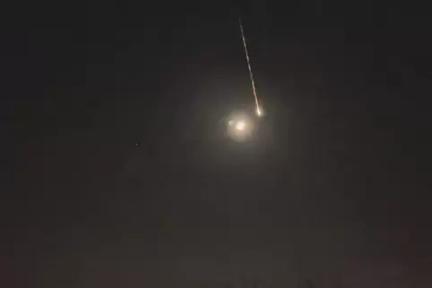 Ein winziger Asteroid ist in der Nacht nahe Berlin verglüht. Die Asteroidenüberwachung der US-Raumfahrtagentur Nasa hatte den Fe