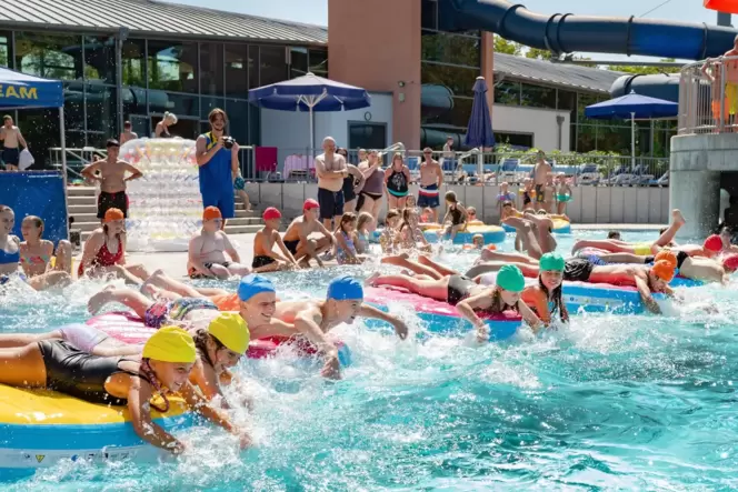 Pool-Party: Auch 2024 wieder Bestandteil der Freibad-Saison im Bademaxx.