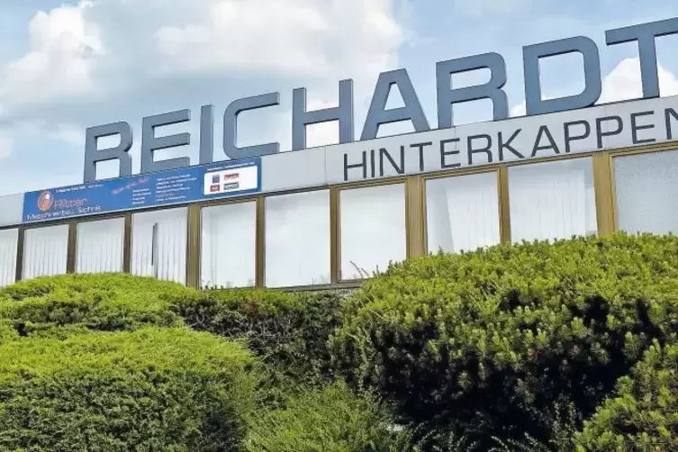 Fertigt in der vierten Generation Hinterkappen für Schuhe: die Karl Reichhardt GmbH in der Rheinstraße.