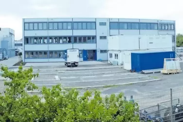 Im neuen Bürogebäude der Borg Warner Turbo Systems Engineering GmbH finden 150 Mitarbeiter auf 1600 Quadratmetern Platz. Darin g