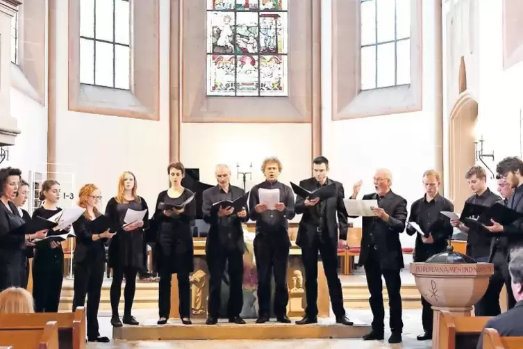 Das Mannheimer Vokalensemble präsentierte in der protestantischen Kirche in Freinsheim Lieder zu Leben und Tod.