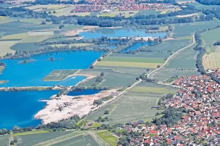 Auf dem unteren Baggersee in Leimersheim soll die schwimmende Photovoltaikanlage gebaut werden.