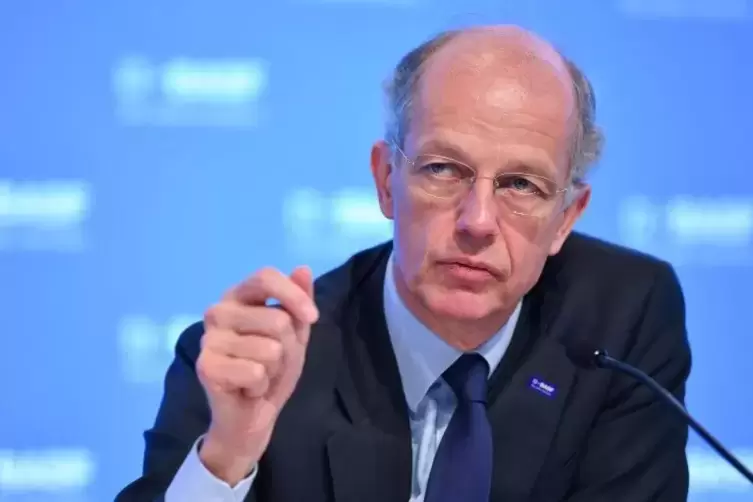 BASF-Aktien für gut eine halbe Million Euro hat Konzernchef Kurt Bock am vergangenen Freitag gekauft. Foto: dpa