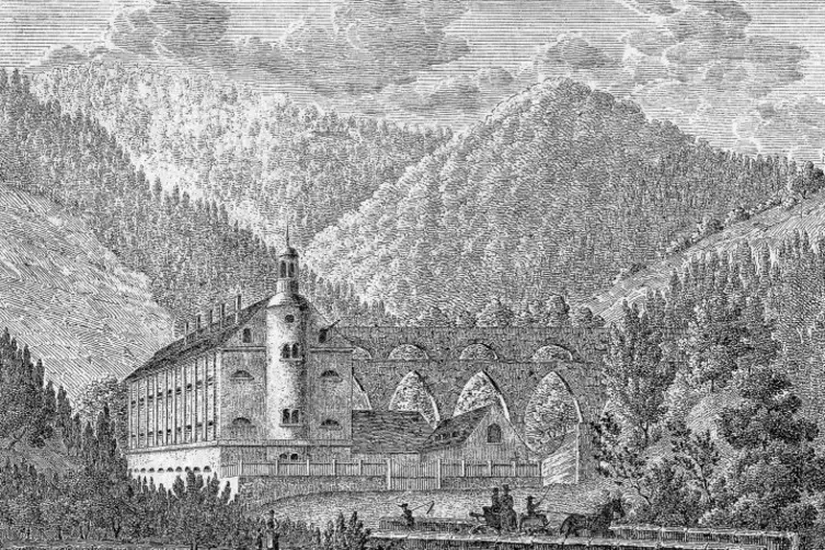 Vorläufer der Tuchfabrik war die Dacqué’sche Papiermühle, die über einen Aquädukt (Bildmitte) mit Wasser versorgt wurde.