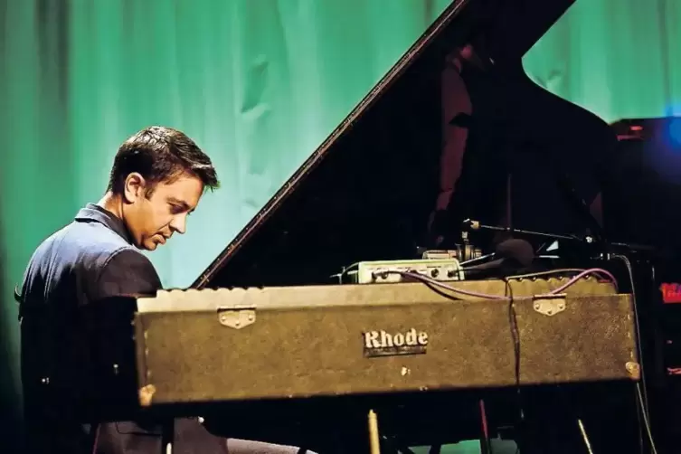 Zurückhaltend zwischen Steinway und E-Piano: Vijay Iyer.