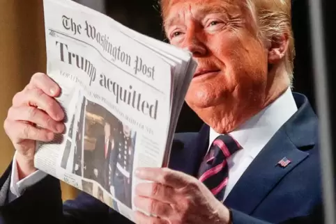 „Trump freigesprochen“: So titelte die „Washington Post“ am Donnerstag. Der US-Präsident strahlt. Sonst ärgert er sich nur über 