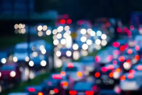 Seit dem Jahr 2000 ist die Anzahl der Pfälzer Pendler um 73.400 angestiegen. 