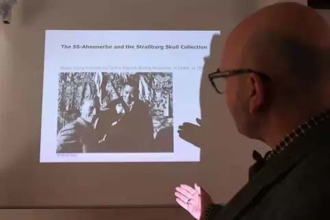 Julien Reitzenstein erzählt in seinem Vortrag im Museum von einem schrecklichen Menschenversuch. 
