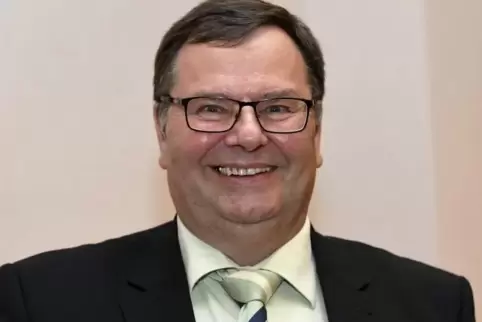  Der Großniedesheimer Ortsbürgermeister Michael Walther löst seinen Bruder Steffen Walther an der Spitze des Ortsvereins ab. 