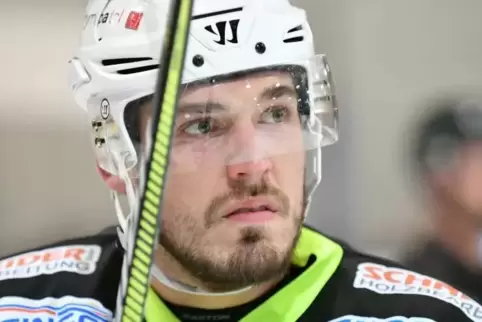 Für EHC-Akteur Felix Stokowski ist es immer etwas Besonderes, in Mannheim zu spielen, denn dort begann er seine Laufbahn. 