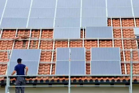 Solarspeicher werden nur in Verbindung mit einer neu installierten Solaranlage gefördert. 
