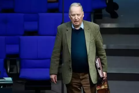 AfD-Fraktionschef Alexander Gauland reist zur Verhandlung vor dem Bundesverfassungsgericht nach Karlsruhe. 