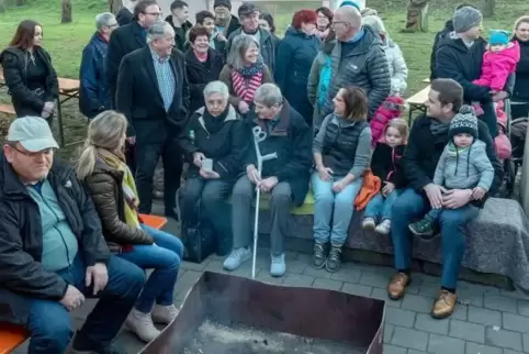 Mehrere Generationen saßen am Freitag zusammen. 