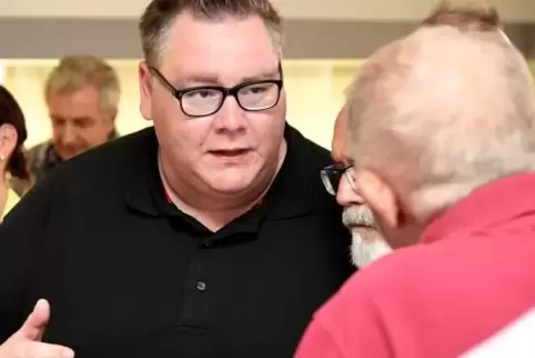 Anfang Mai entscheidet die Linke über ihre Landesliste: David Schwarzendahl will dort ganz oben stehen, hat aber direkte Konkurr