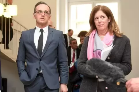 Bundesaußenminister Heiko Maas und Stephanie Williams, stellvertretende UN-Sondergesandte für Libyen.