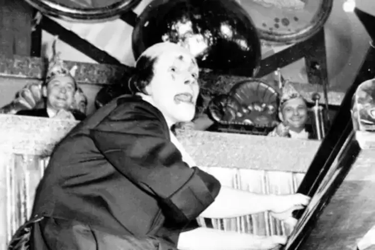 Herbert Bonewitz 1955 als Pianist der &bdquo;Dippelbr&uuml;der&ldquo;.
