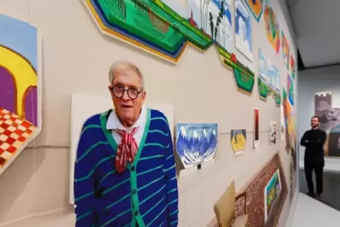 Selbstporträt in 3D: Hockney auf „In the Studio“, 2017, dem jüngsten Werk, das in Hamburg ausgestellt wird. Selbstporträt in 3D: Hockney auf „In the Studio“, 2017, dem jüngsten Werk, das in Hamburg ausgestellt wird.