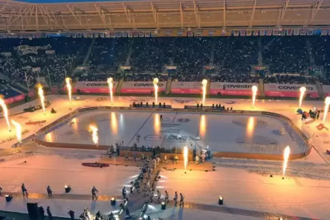 7. Januar 2017, Sinsheim: Damals gewannen die Adler Mannheim das Winter Game gegen Schwenningen 7:3.
