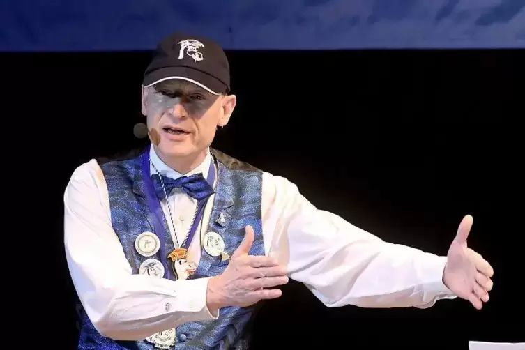 Comedian Christian Horn ist &bdquo;der, der eine Beziehung mit dem Publikum aufbaut&ldquo;.