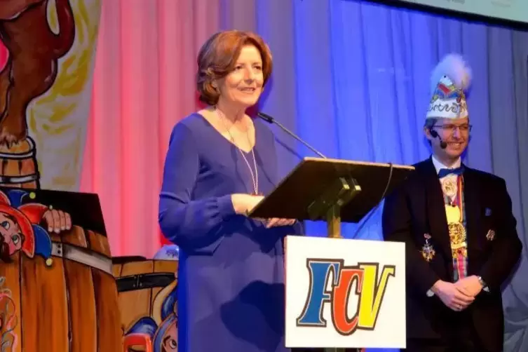 Gratulation: Ministerpr&auml;sidentin Malu Dreyer bei ihrer Ansprache.