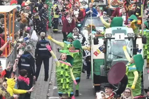 Auch im Vorjahr hatte die Polizei die Feiermeute in Weisenheim am Sand im Blick.