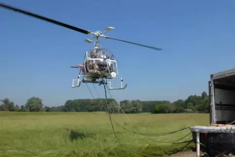 Wird zur Bekämpfung von Stechmücken eingesetzt: Hubschrauber der Kabs. 