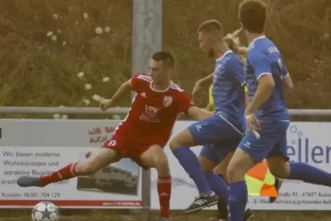 Traf im Test gegen Otterberg zweimal: Ricki Schander (links). 