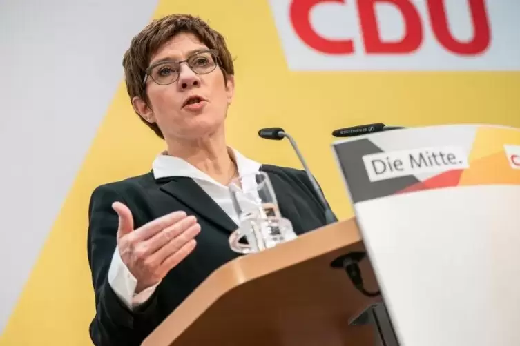 Annegret Kramp-Karrenbauer macht den Weg frei: Am 24. April wird ein neuer CDU-Chef gewählt.