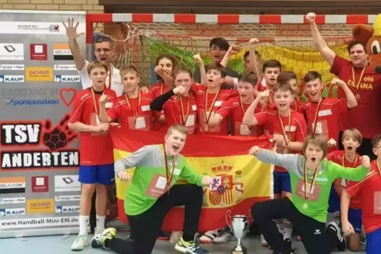 Der TV Hochdorf vertrat beim D-Jugend-Turnier in Hannover Spanien – und räumte mächtig ab.