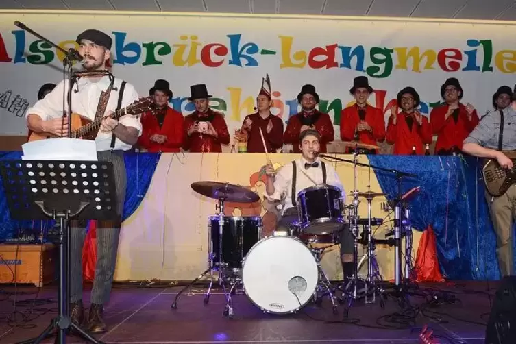 Musik der Alsemeiler Stadtmusikanten. 