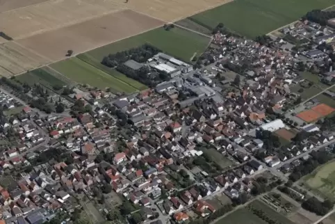 Die Ortsmitte von Lustadt soll verdichtet werden. Die dichte Bebauung gefällt jedoch nicht jedem. 