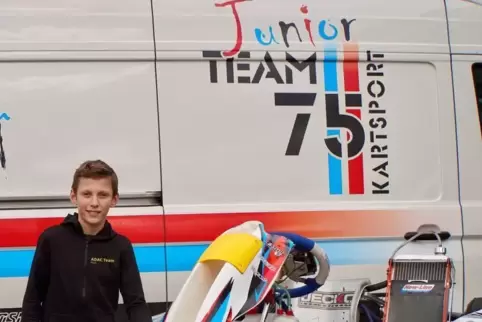Mit seinem neuen, 30 PS starken Kart: Max Reis.