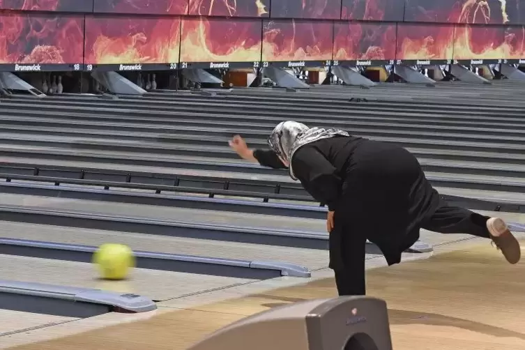 Ob Hobby oder Training: Bowling macht allen Spa&szlig;.