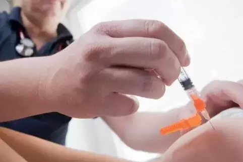Masernimpfung. Masern gehören zu den ansteckendsten Infektionskrankheiten und können tödlich enden.