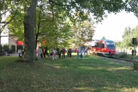 Die bei Wanderern beliebten Ausflugszüge auf der Zellertalbahn fallen nun schon das dritte Jahr hintereinander aus. Auch potenzi
