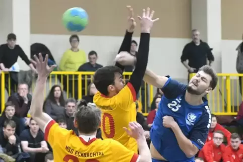 Handball pur: Heimspieltag der HR mit drei Partien in Eisenberg.
