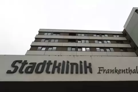Die Klinik will mit ihrer Bitte an die Besucher nicht nur Patienten, sondern auch ihre Mitarbeiter schützen.