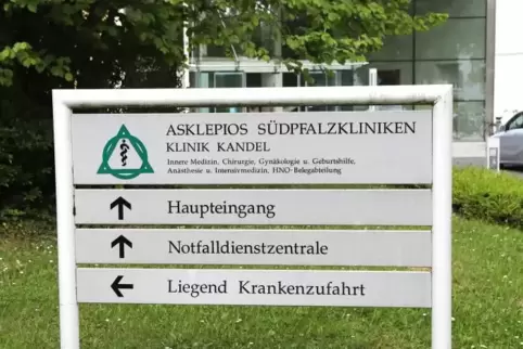 Für den Test durften die Patienten die Klinik nur über den Eingang der Liegendeinfahrt betreten. 