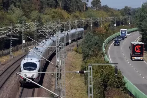 Die Schnellstrecke von Mannheim nach Stuttgart ermöglicht normalerweise konkurrenzlos kurze Fahrzeiten. Doch ab 10. April ist si