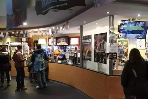 Deutlich weniger los als sonst war am Freitagnachmittag im Lux-Kino Frankenthal. 