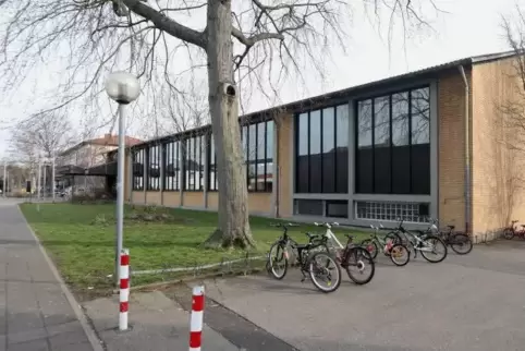 Bei der juristischen Prüfung ist entscheidend, ob Bürgermeister Gärtner im Dezember 2018 den Ratsbeschluss zum Neubau der Schnei